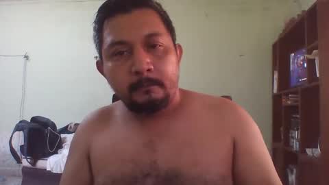 lpmauriciosantamaria online show from May 2, 2026, 1:38 pm