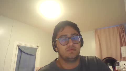 Snapshot of lpop81020 chatting on October 30, 2025, 8:31 pm lpop81020 online show from October 30, 2025, 8:31 pm