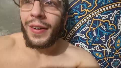 Lshot D online show from December 16, 2025, 3:33 am