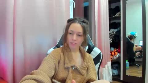 Lu krecia online show from December 23, 2024, 10:23 pm