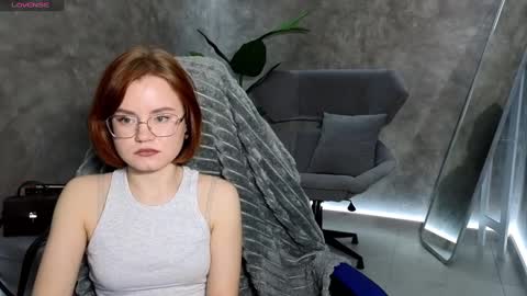 Snapshot of lu_muon chatting on February 3, 2025, 4:35 am lu_muon online show from February 3, 2025, 4:35 am