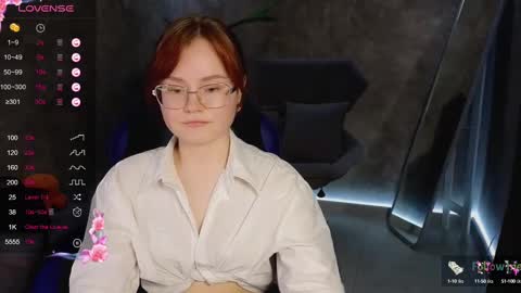 Snapshot of lu_muon chatting on February 5, 2025, 5:09 am lu_muon online show from February 5, 2025, 5:09 am