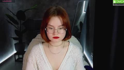 Snapshot of lu_muon chatting on February 13, 2025, 7:24 am lu_muon online show from February 13, 2025, 7:24 am