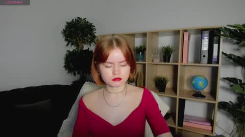 Snapshot of lu_muon chatting on February 14, 2025, 1:34 am lu_muon online show from February 14, 2025, 1:34 am