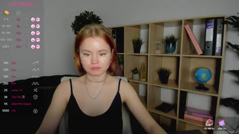 Snapshot of lu_muon chatting on February 22, 2025, 1:11 am lu_muon online show from February 22, 2025, 1:11 am