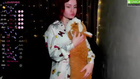 Snapshot of lu_muon chatting on February 23, 2025, 4:39 am lu_muon online show from February 23, 2025, 4:39 am