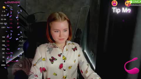 Snapshot of lu_muon chatting on February 26, 2025, 7:31 am lu_muon online show from February 26, 2025, 7:31 am