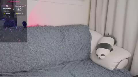 Lua online show from November 21, 2025, 9:02 pm