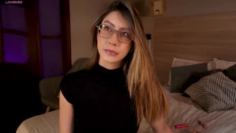  ---Goys incredible photographs online show from October 25, 2025, 12:56 pm