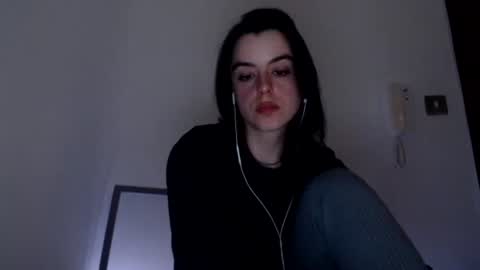 luana online show from December 10, 2024, 10:26 pm