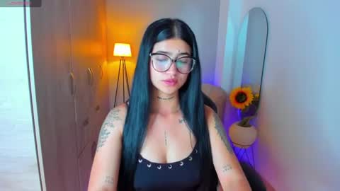Luana online show from July 13, 2026, 11:02 am