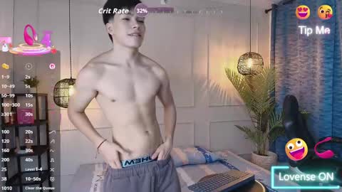 lUAN online show from April 18, 2026, 11:58 am