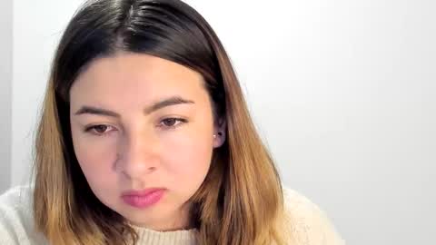 luara__01__lecat_1 online show from October 11, 2025, 1:38 am