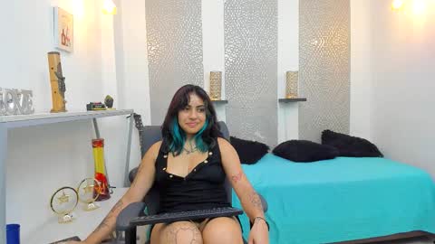 Snapshot of luary69 chatting on November 6, 2025, 4:52 pm 69 online show from November 6, 2025, 4:52 pm