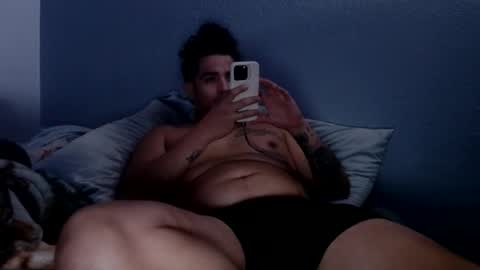 Snapshot of luca_noir23 chatting on June 1, 2026, 9:44 am luca_noir23 online show from June 1, 2026, 9:44 am