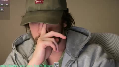 Luca S online show from November 25, 2025, 7:36 pm