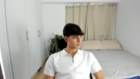 Snapshot of lucacosta19 chatting on April 25, 2026, 8:17 pm lucacosta19 online show from April 25, 2026, 8:17 pm