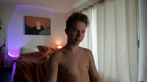 Lucas and Matteo online show from October 18, 2025, 7:03 pm