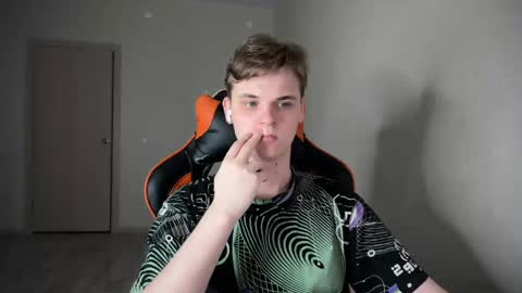 Lucas Gill online show from January 16, 2025, 6:48 pm