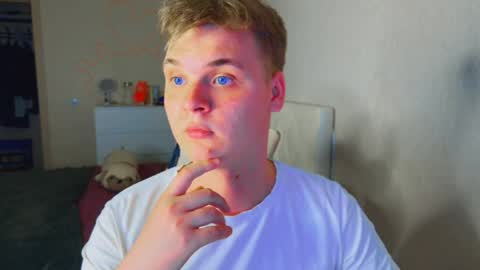 Snapshot of lucas_dany chatting on May 19, 2026, 4:24 pm Lucas Gill online show from May 19, 2026, 4:24 pm