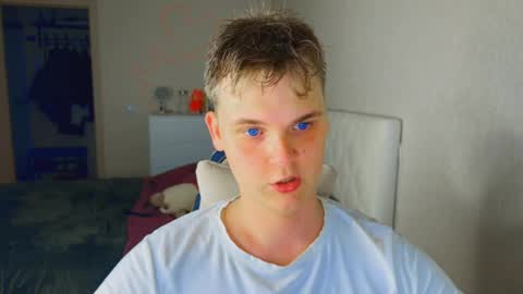 Snapshot of lucas_dany chatting on May 20, 2026, 7:09 pm Lucas Gill online show from May 20, 2026, 7:09 pm