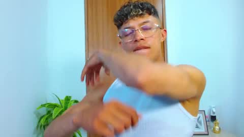 Lucas Luxx online show from February 24, 2026, 6:17 pm