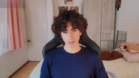 lucas_xo online show from January 6, 2026, 8:23 pm