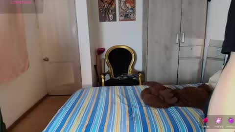 lucas_xo online show from May 6, 2026, 7:02 am