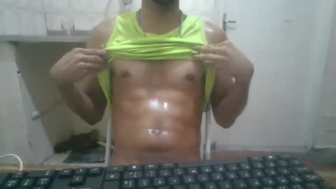 Snapshot of lucascarv chatting on October 27, 2025, 3:43 am lucascarv online show from October 27, 2025, 3:43 am