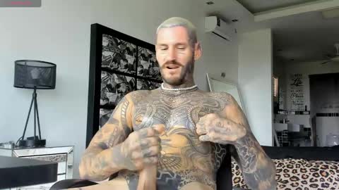 Snapshot of lucasexclusive chatting on January 18, 2025, 5:31 am lucasexclusive online show from January 18, 2025, 5:31 am