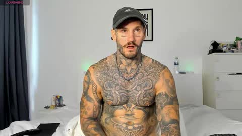 Snapshot of lucasexclusive chatting on November 6, 2025, 6:25 am lucasexclusive online show from November 6, 2025, 6:25 am