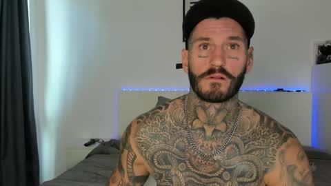 lucasexclusive online show from April 25, 2026, 6:05 am