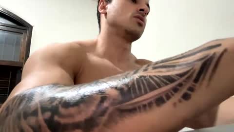 Snapshot of lucasfit24 chatting on January 19, 2025, 11:23 am lucasfit24 online show from January 19, 2025, 11:23 am