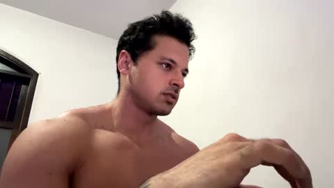 Snapshot of lucasfit24 chatting on February 7, 2025, 11:34 am lucasfit24 online show from February 7, 2025, 11:34 am