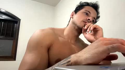 Snapshot of lucasfit24 chatting on February 18, 2025, 11:22 am lucasfit24 online show from February 18, 2025, 11:22 am