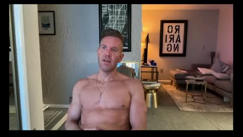 Snapshot of lucasjake chatting on May 11, 2026, 10:51 pm Lucas Jake online show from May 11, 2026, 10:51 pm