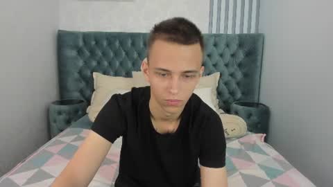 Snapshot of lucaskaur chatting on July 18, 2026, 12:09 pm lucaskaur online show from July 18, 2026, 12:09 pm