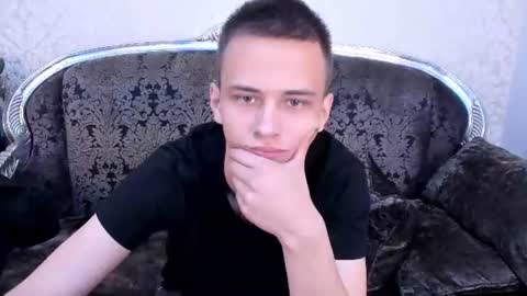 Snapshot of lucaskaur chatting on July 21, 2026, 12:07 pm lucaskaur online show from July 21, 2026, 12:07 pm