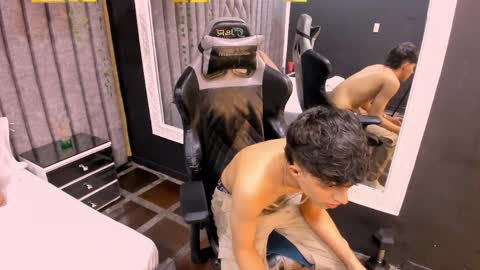 Snapshot of lucasopry chatting on April 7, 2026, 12:05 pm Lucasopry online show from April 7, 2026, 12:05 pm