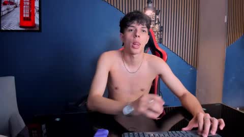 Snapshot of lucasopry chatting on April 9, 2026, 1:27 pm Lucasopry online show from April 9, 2026, 1:27 pm