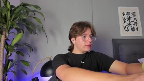 Lucas Morales online show from May 30, 2026, 2:36 pm