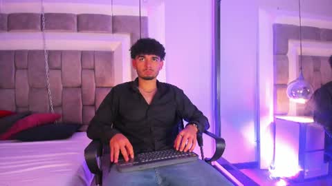 lucasthomson_ online show from July 1, 2026, 4:25 am