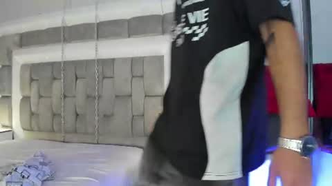 lucasthomson_ online show from July 8, 2026, 3:55 am