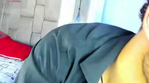 lucasthomson_ online show from July 19, 2026, 4:05 am
