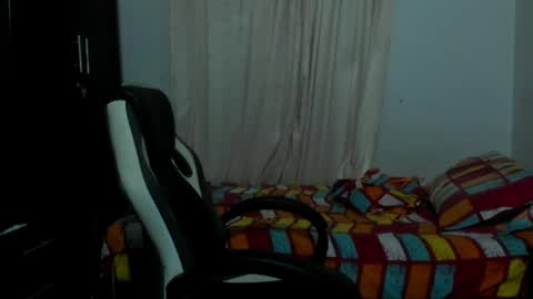 Snapshot of lucaswattsons chatting on May 5, 2026, 2:52 am Lucaswatsons online show from May 5, 2026, 2:52 am