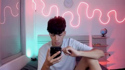 Luccas Ferreira online show from November 14, 2025, 7:34 pm