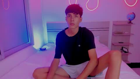 Luccas Ferreira online show from December 3, 2025, 7:56 pm