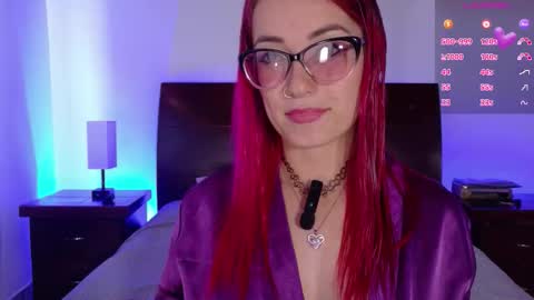 Luccy online show from September 20, 2025, 2:40 pm