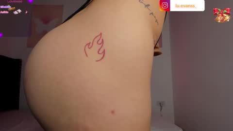 Snapshot of lucero_evanss chatting on December 24, 2024, 1:16 am Lucero online show from December 24, 2024, 1:16 am