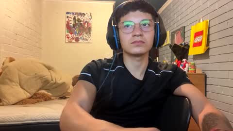 Snapshot of luchosaando chatting on January 18, 2025, 3:53 am Felipe online show from January 18, 2025, 3:53 am